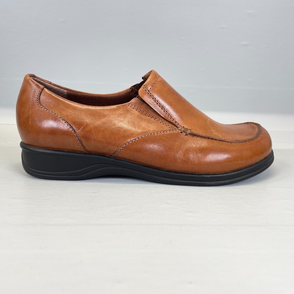 Earth Shoe Reagan Loafers Womens Size 7.5 Brown Leather Slip On Comfort Shoes